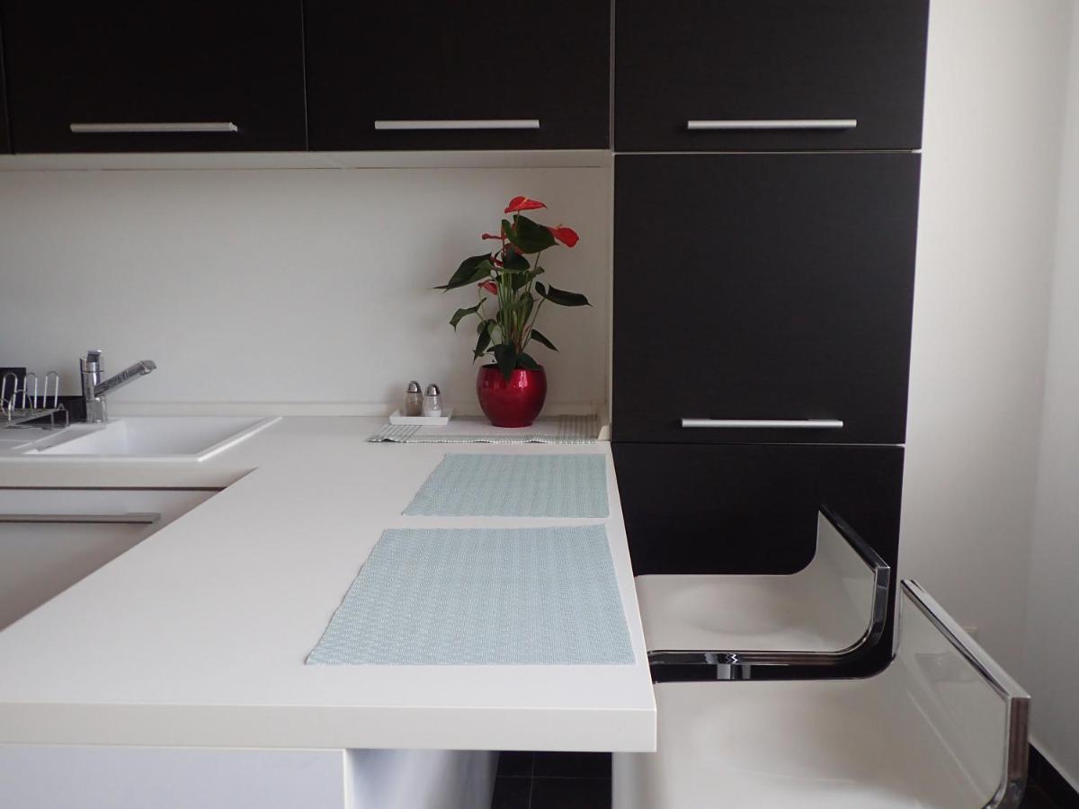 Marguerite Apartment - Parking Including Bratislava Extérieur photo